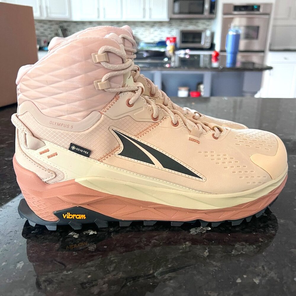 M OLYMPUS 5 HIKE MID GTX